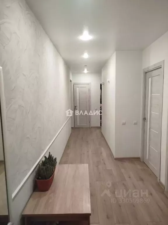 4-к кв. Бурятия, Улан-Удэ ул. Гагарина, 73А (62.5 м) - Фото 1