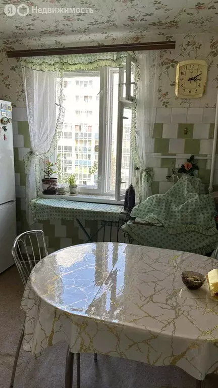 2-комнатная квартира: Сыктывкар, Октябрьский проспект, 174 (52 м) - Фото 1