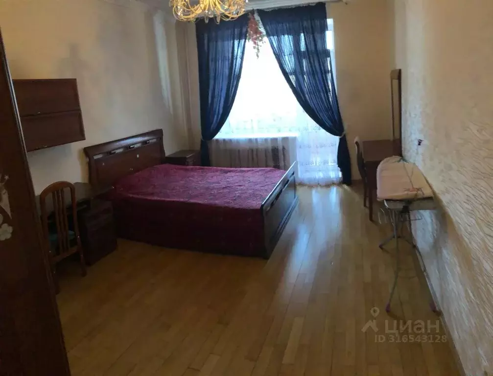 3-к кв. Татарстан, Казань ул. Столярова, 7 (136.0 м) - Фото 0