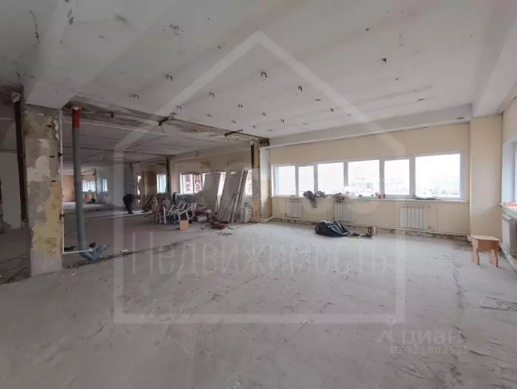 Помещение свободного назначения в Омская область, Омск бул. ... - Фото 2