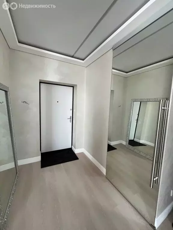 2-комнатная квартира: Оренбург, улица Поляничко, 12 (64 м) - Фото 1