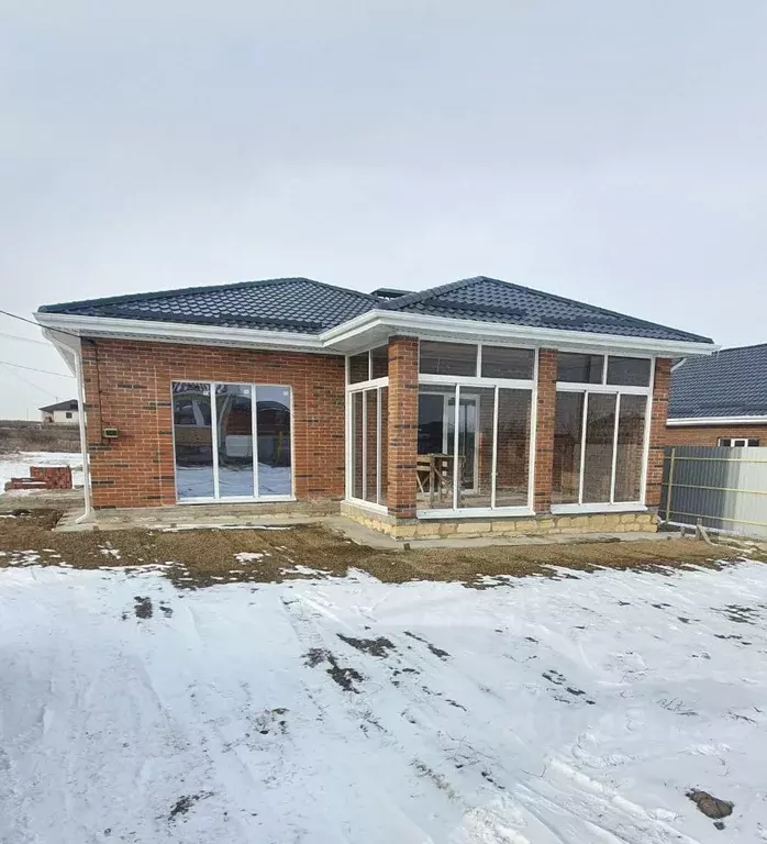 Дом в Ставропольский край, Ставрополь № 12 мкр, ул. Бударская (115 м) - Фото 1