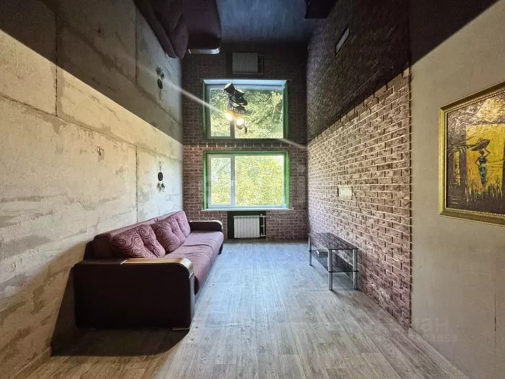 2-к кв. Камчатский край, Петропавловск-Камчатский ул. Академика ... - Фото 0