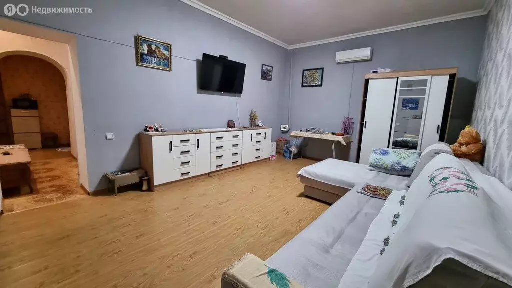 3-комнатная квартира: Туапсе, улица Пушкина, 37 (45 м) - Фото 1