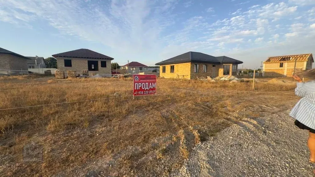 Участок в Крым, Белогорск ул. Арзу, 63 (5.0 сот.) - Фото 1