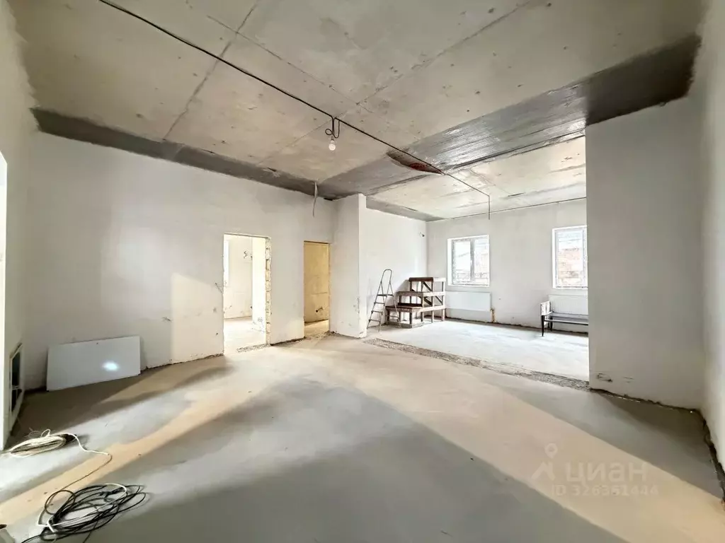 Дом в Кабардино-Балкария, Нальчик Вокзальная ул., 12 (250 м) - Фото 1