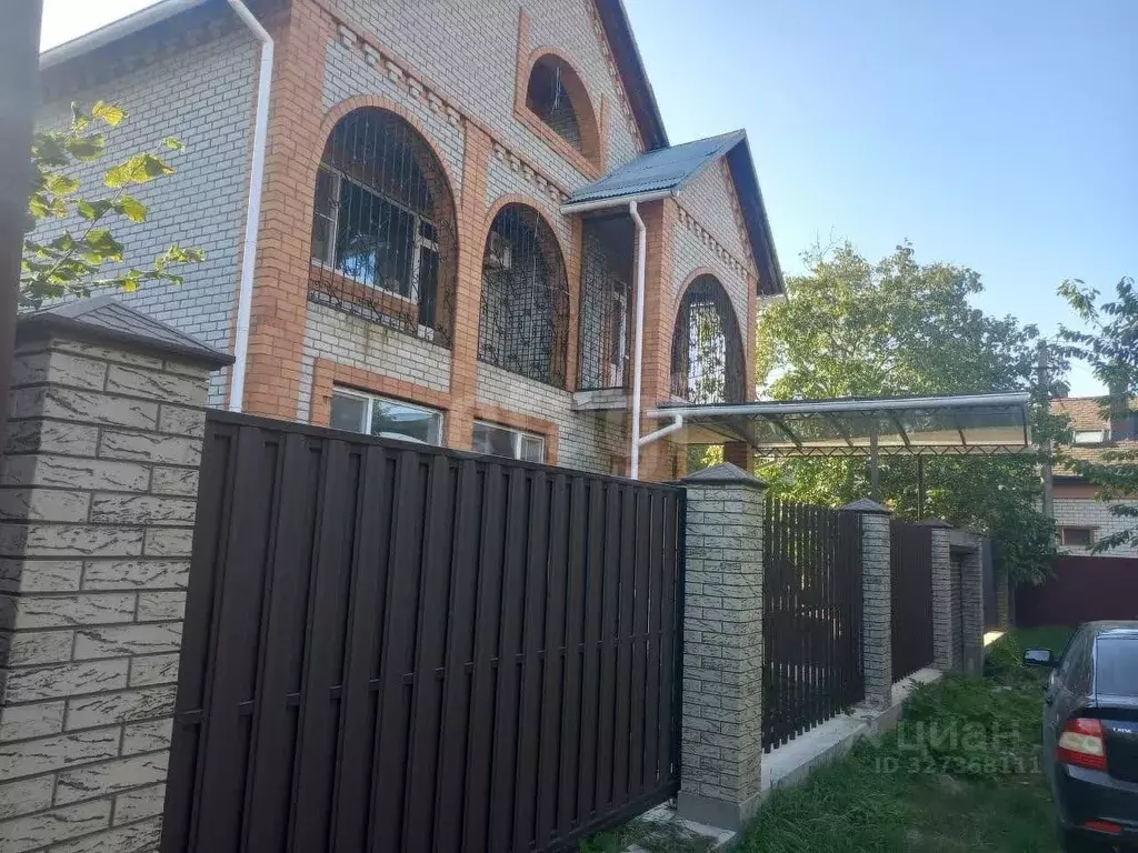 Дом в Краснодарский край, Крымск Адагумская ул., 196 (420 м) - Фото 1