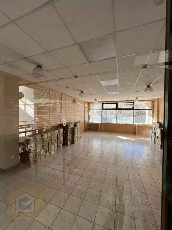 Торговая площадь в Севастополь ул. Очаковцев, 19 (47 м) - Фото 2