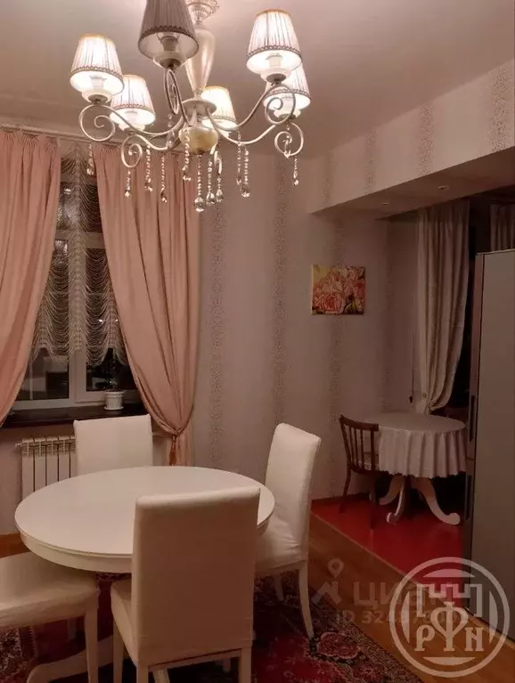 3-к кв. Ленинградская область, Сланцы ул. Маяковского, 2 (70.2 м) - Фото 1