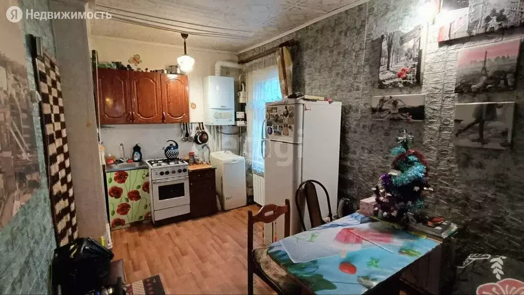 1-комнатная квартира: Ковров, улица Першутова, 40 (142.4 м) - Фото 0