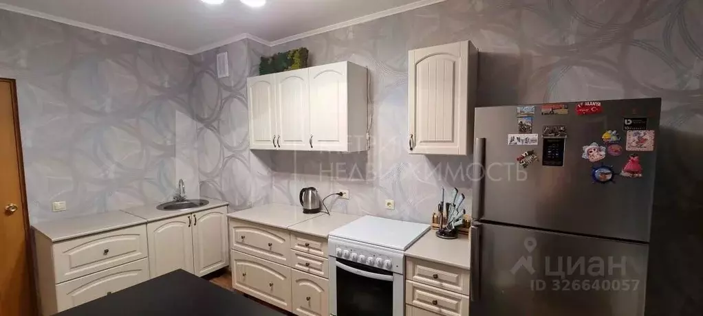 2-к кв. Тюменская область, Тюмень ул. Обдорская, 7 (49.8 м) - Фото 1