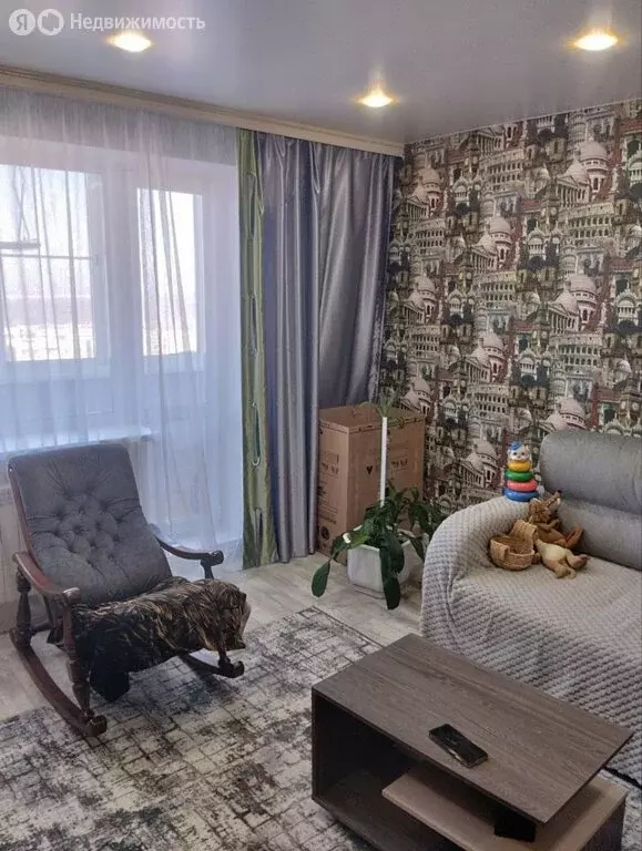 4-комнатная квартира: Амурск, Комсомольский проспект, 81 (78.2 м) - Фото 1