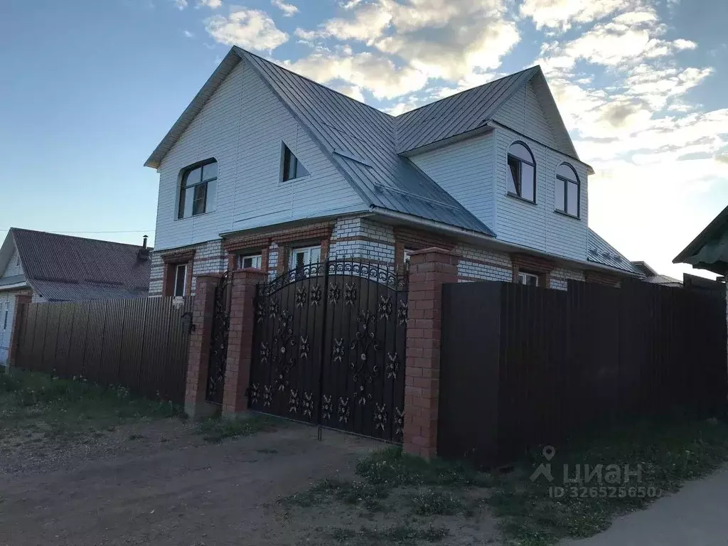 Дом в Тверская область, Вышний Волочек ул. 9-я Солнечная, 6 (247 м) - Фото 1