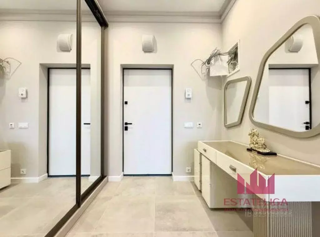 3-к кв. Москва ул. Василия Ланового, 3 (67.0 м) - Фото 0