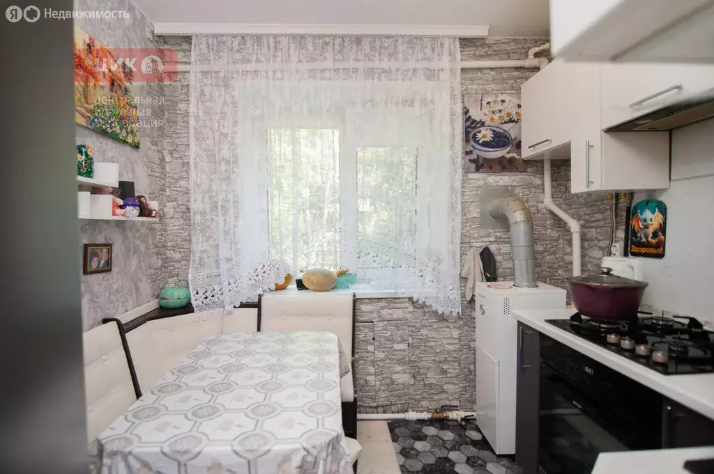 2-комнатная квартира: Вышетравино, 1 (40.8 м) - Фото 1