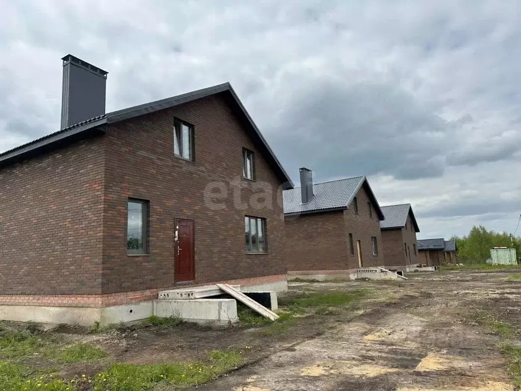 Дом в Тульская область, Новомосковск городской округ, д. Кресты ул. ... - Фото 1