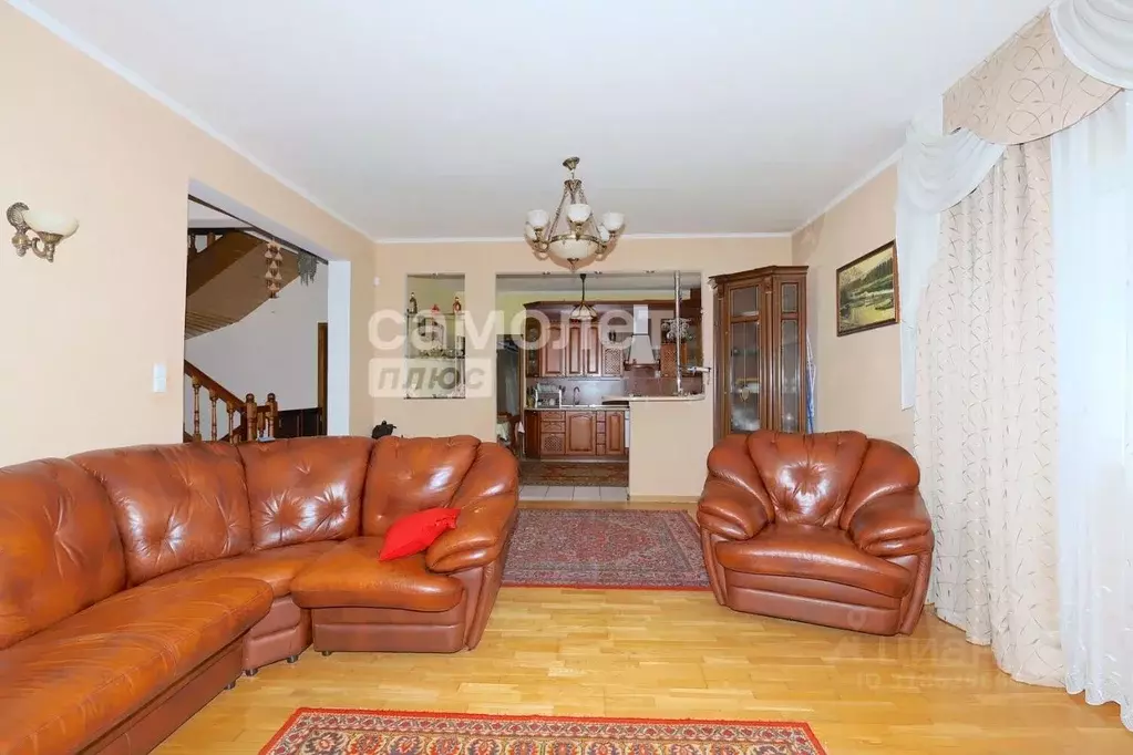 Коттедж в Кемеровская область, Кемерово ул. Греческая Деревня, 76 (203 ... - Фото 2