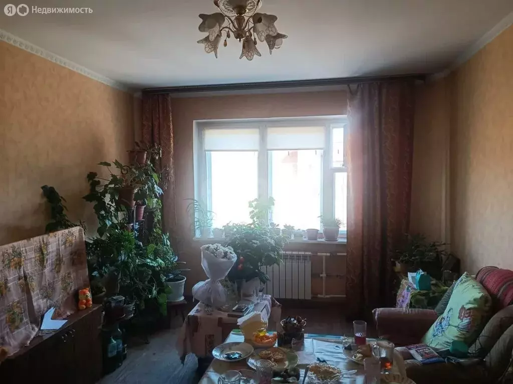 3-комнатная квартира: Омск, улица Демьяна Бедного, 69 (63.1 м) - Фото 1