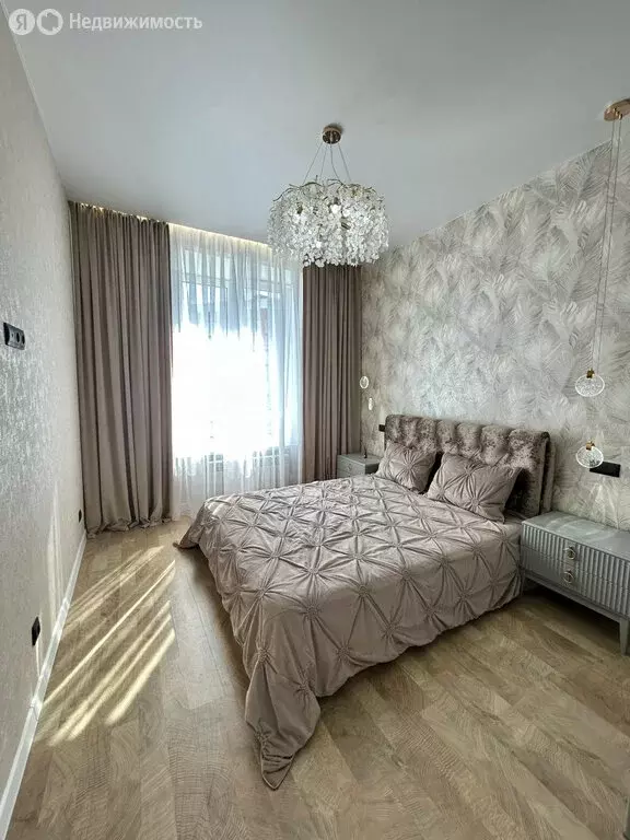 1-комнатная квартира: Брянск, улица имени А.Ф. Войстроченко, 1 (46 м) - Фото 1