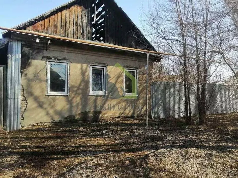 Дом в Самарская область, Сызрань Дорожная ул., 12 (30 м) - Фото 1
