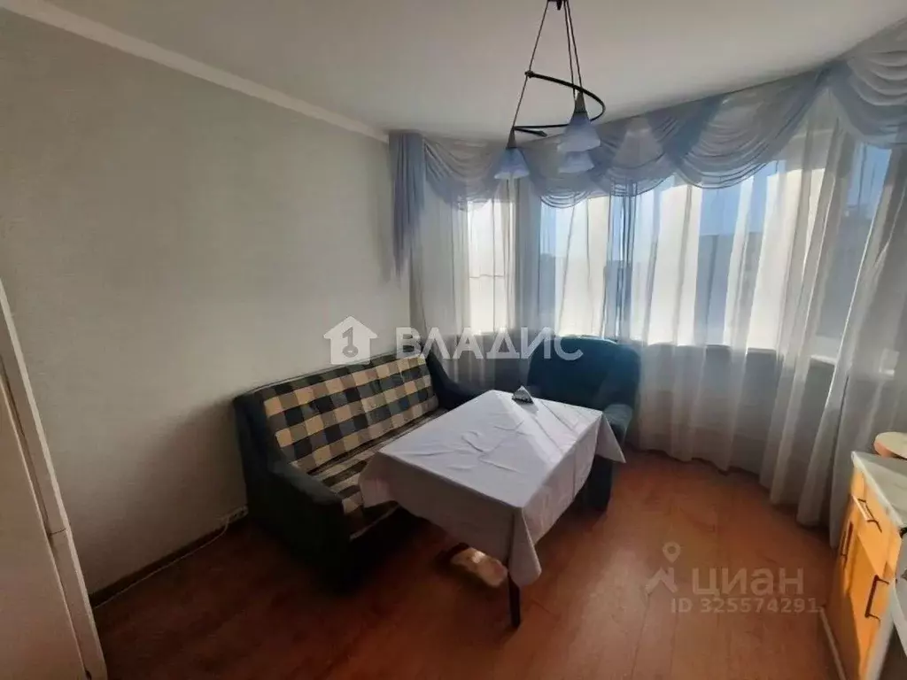 2-к кв. Московская область, Королев ул. Горького, 12 (61.6 м) - Фото 2