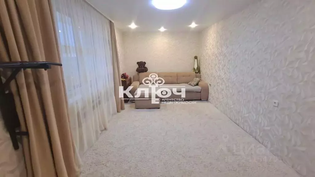 2-к кв. Башкортостан, Стерлитамак просп. Октября, 85 (60.8 м) - Фото 1