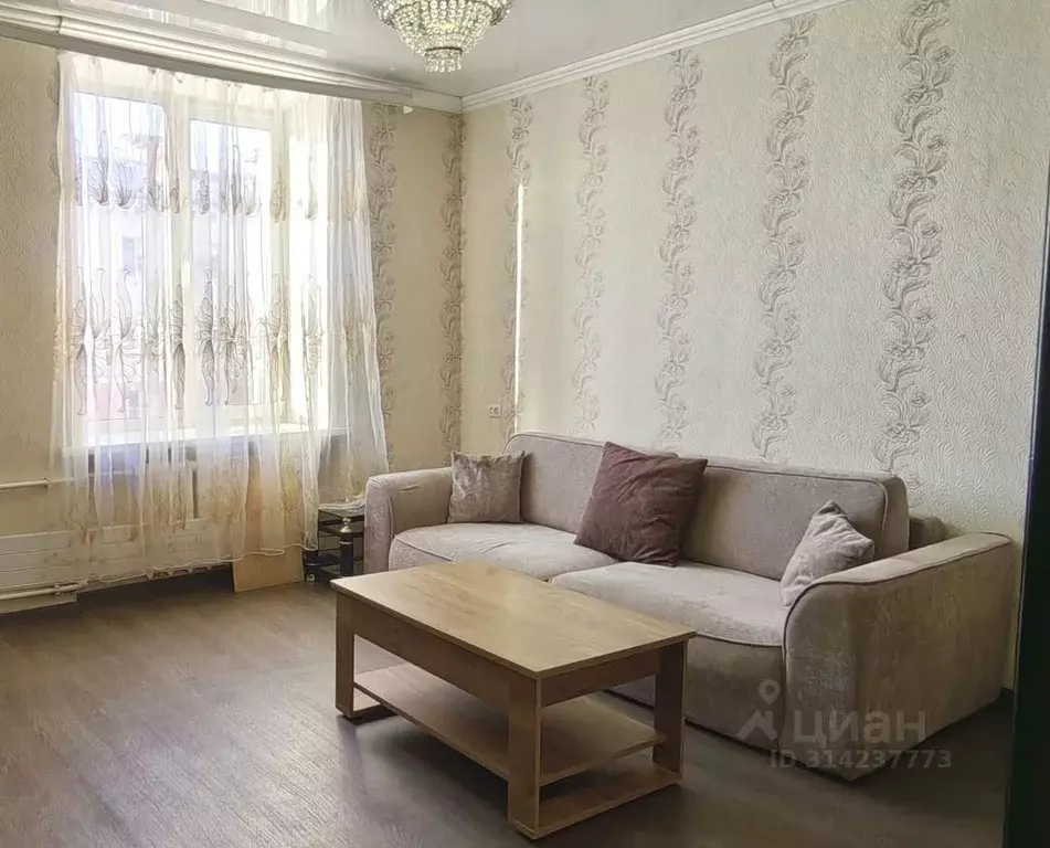 1-к кв. Кемеровская область, Междуреченск ул. Чехова, 1 (40.0 м) - Фото 0