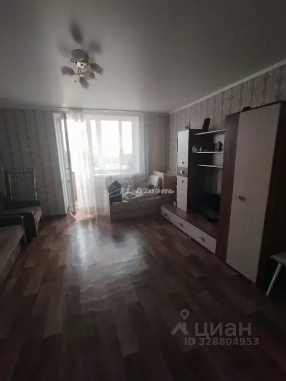 3-к кв. Крым, Симферополь ул. Аэрофлотская, 16 (68.5 м) - Фото 1