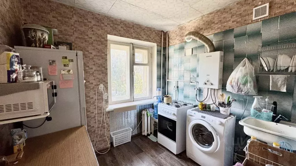 1-к кв. Ростовская область, Шахты пер. Мичурина, 5 (29.3 м) - Фото 0