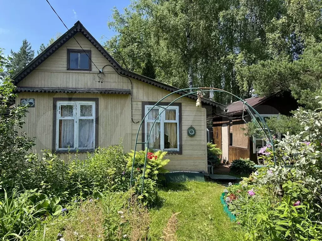 Дача 30 м на участке 6 сот. - Фото 0
