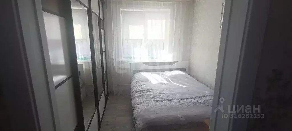 3-к кв. Кемеровская область, Междуреченск Октябрьская ул., 24 (47.4 м) - Фото 0