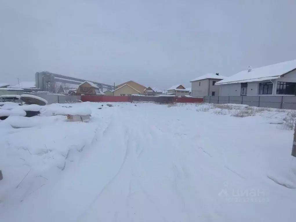 Участок в Саха (Якутия), Якутск ш. Хатынг-Юряхское (10.0 сот.) - Фото 2