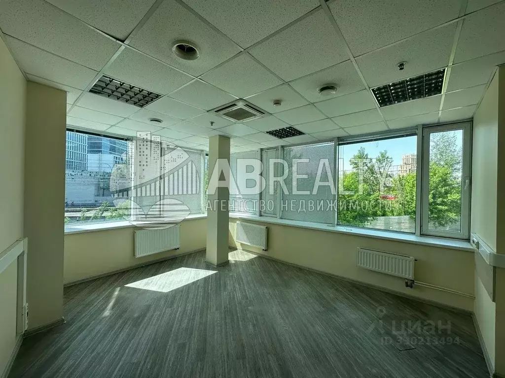 Офис в Москва Летниковская ул., 10С4 (548 м) - Фото 1