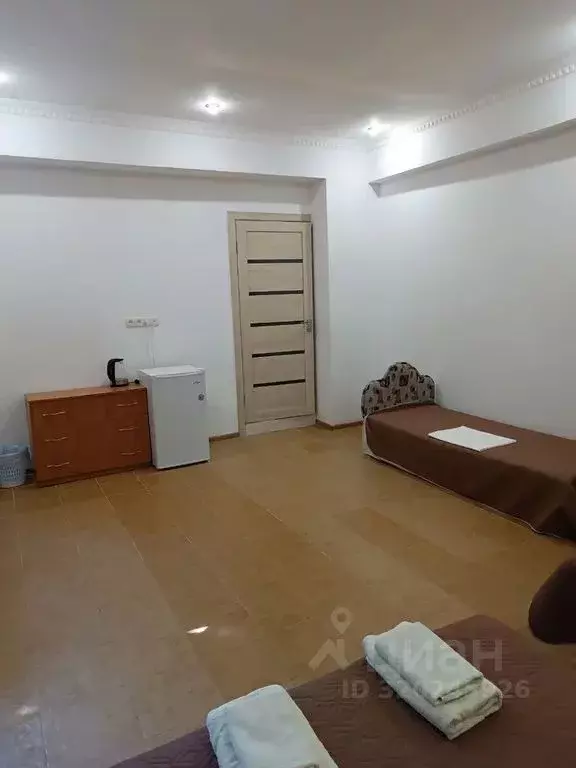 Комната Крым, Ленинский район, Белинское с/пос, с. Новоотрадное ул. ... - Фото 2