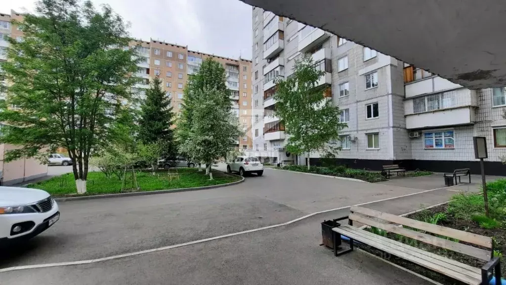 3-к кв. Кемеровская область, Кемерово Молодежный просп., 6 (63.6 м) - Фото 0