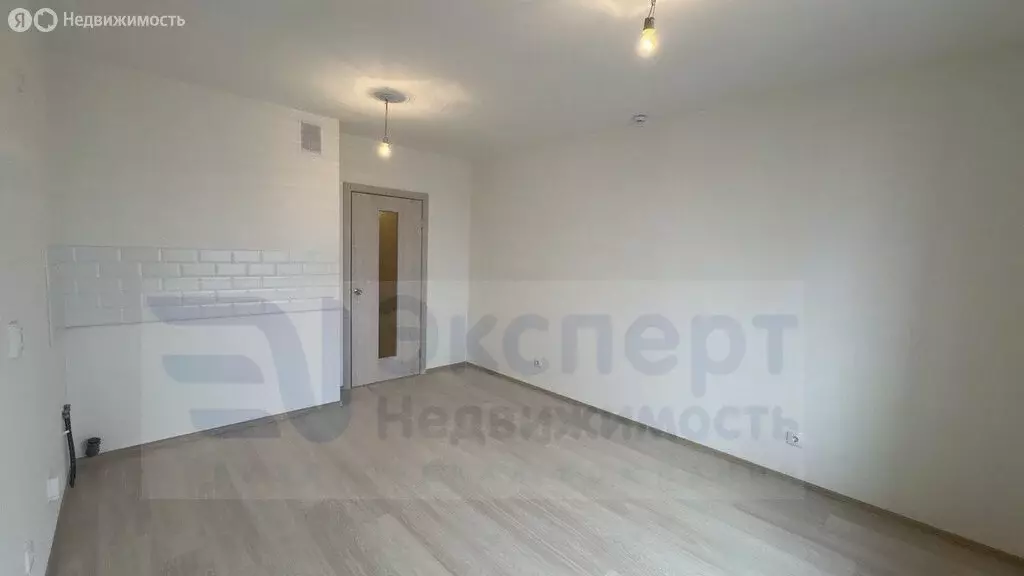 Квартира-студия: Екатеринбург, улица Евгения Савкова, 19А (22 м) - Фото 1