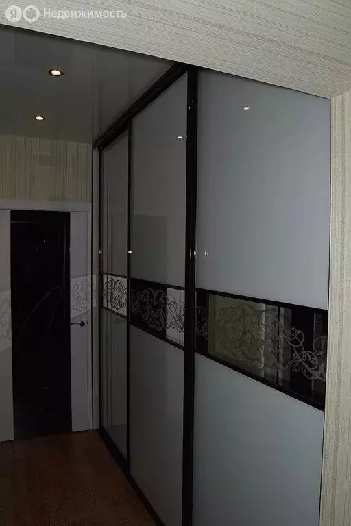 2-комнатная квартира: Тюмень, улица Салтыкова-Щедрина, 58/2 (78 м) - Фото 0