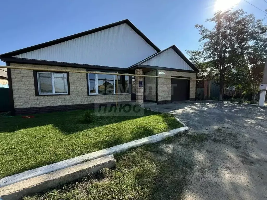 Дом в Оренбургская область, с. Ташла ул. Степная, 18 (144 м) - Фото 1