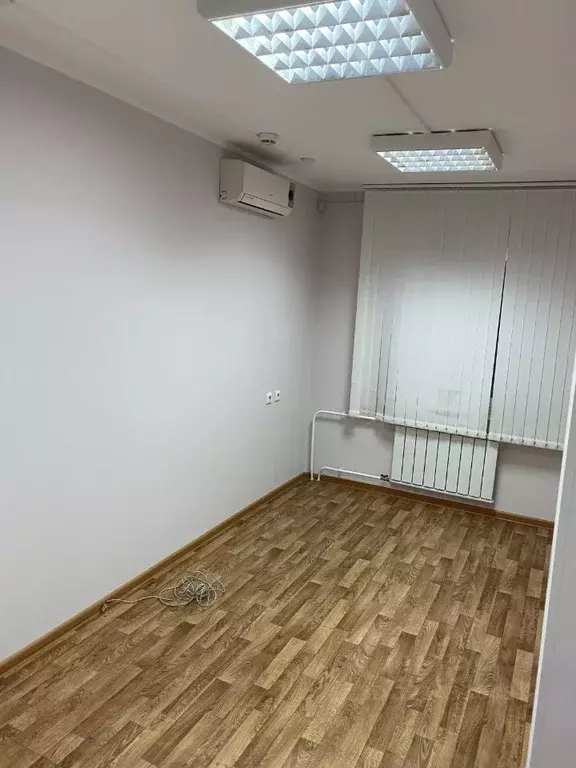 Офис в Красноярский край, Красноярск Северный мкр, ул. Урванцева, 7 ... - Фото 1