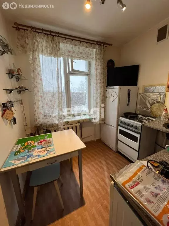 2-комнатная квартира: Петергоф, улица Жарновецкого, 2 (44.5 м) - Фото 0