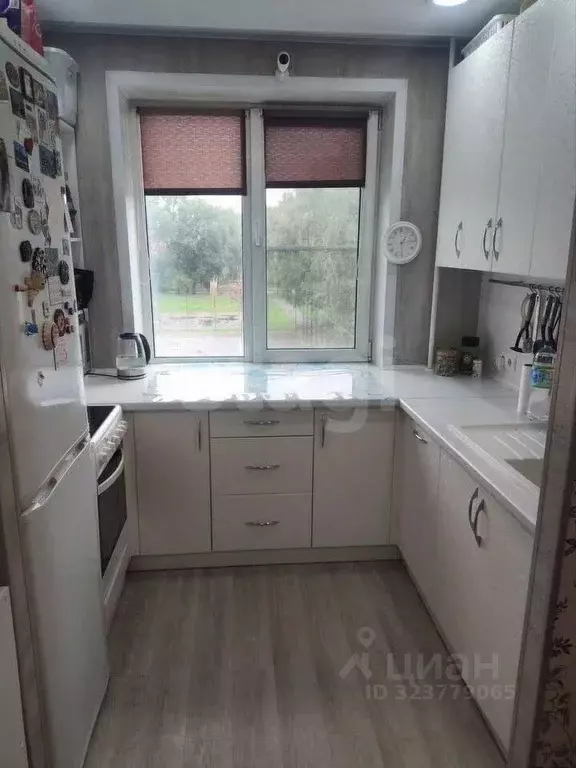 2-к кв. Кемеровская область, Новокузнецк ул. Спартака, 16А (42.3 м) - Фото 1