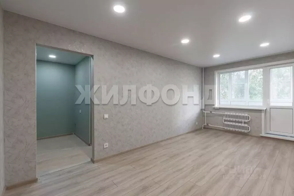 1-к кв. Алтайский край, Барнаул ул. Энтузиастов, 31 (29.9 м) - Фото 0