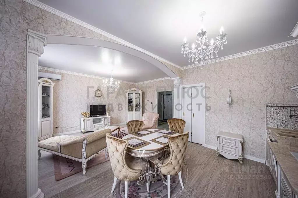 2-к кв. Липецкая область, Липецк ул. Имени Семашко, 5В (75.0 м) - Фото 1