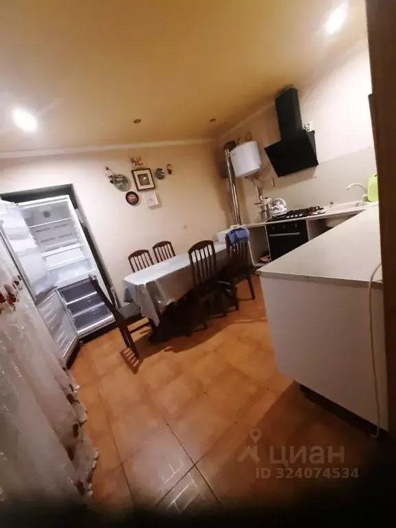 Дом в Ростовская область, Батайск Ленинградская ул., 209 (90 м) - Фото 1