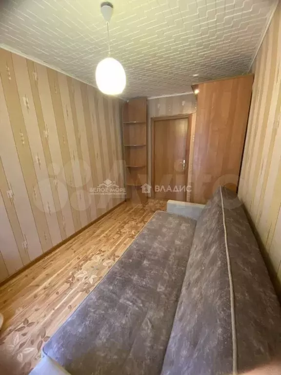 Комната 9 м в 5-к., 1/5 эт. - Фото 1