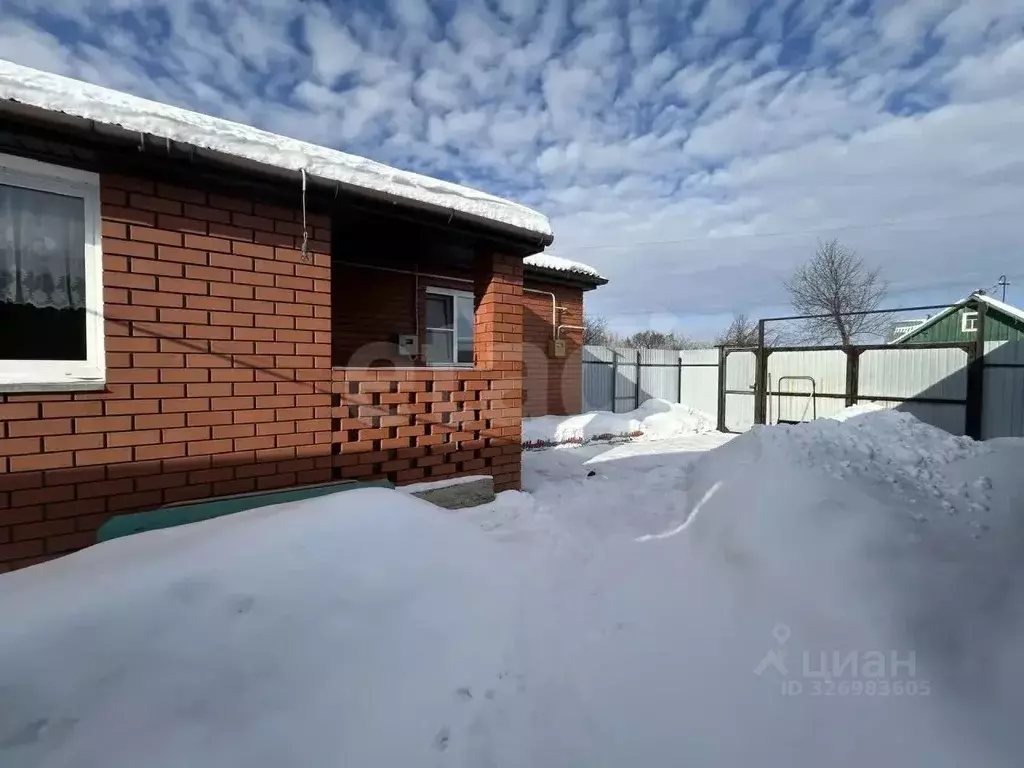 Дом в Челябинская область, Красноармейский муниципальный округ, пос. ... - Фото 1