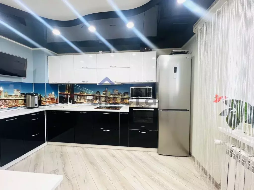 3-к кв. Татарстан, Казань ул. Виктора Сажинова, 7/11 (93.0 м) - Фото 1