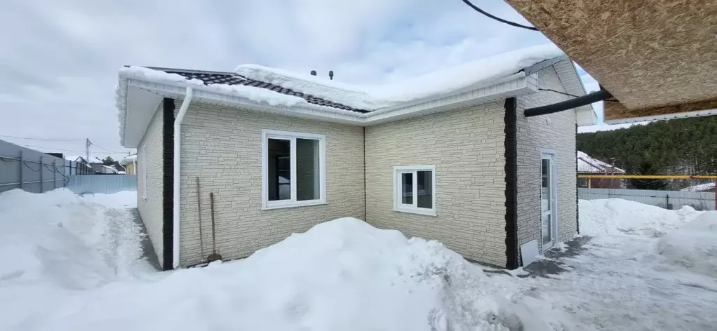 Дом в Свердловская область, Каменский муниципальный округ, д. Брод ул. ... - Фото 2