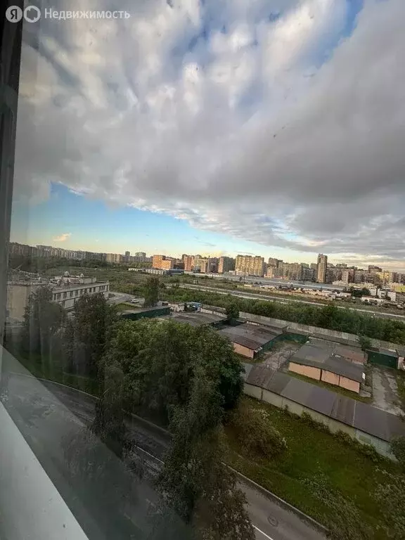 3-комнатная квартира: Санкт-Петербург, улица Крыленко, 45к3 (71.9 м) - Фото 1