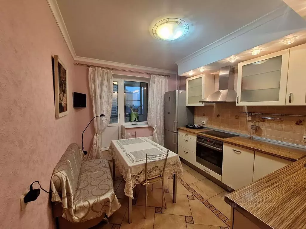 3-к кв. Санкт-Петербург пос. Парголово, ул. Михаила Дудина, 25к1 (70.0 ... - Фото 1